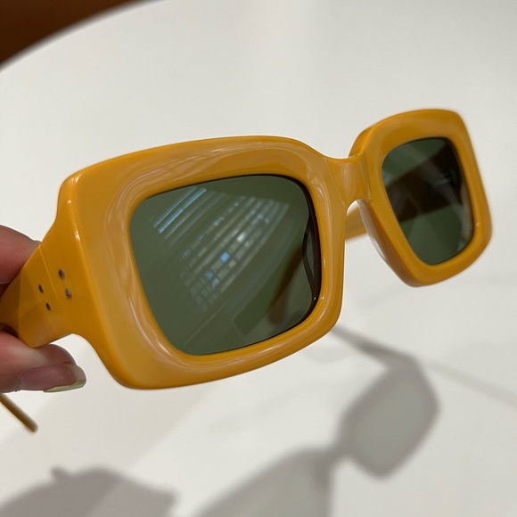 Raen Flatscreen Unisex Yellow/Green Sunglasses - Picture 5 of 9